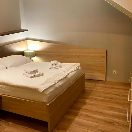 Mezonety Tri Studnicky Apartment
