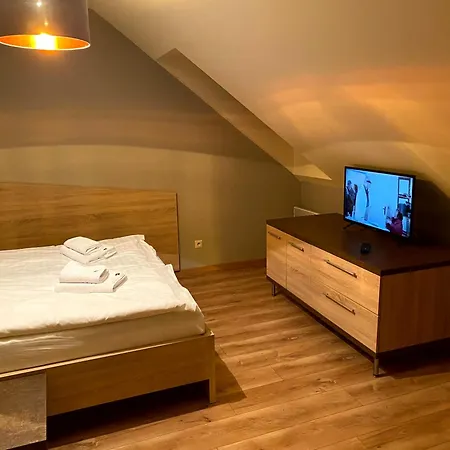 Apartment Mezonety Tri Studnicky *